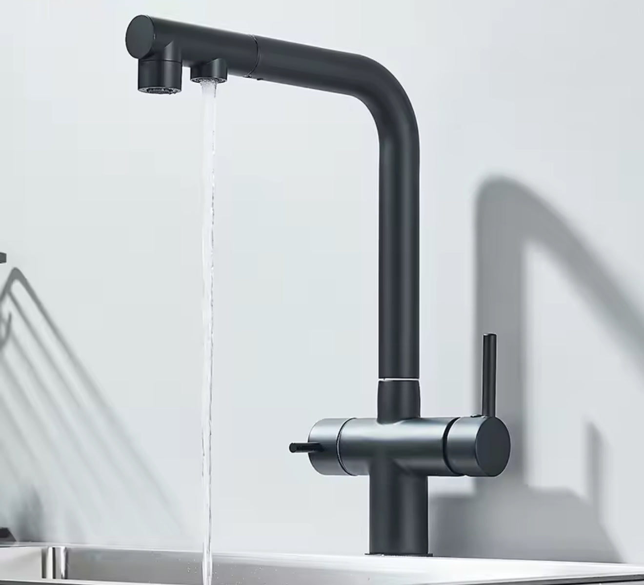 Maxi - enkele keukenkraan regendouche functie